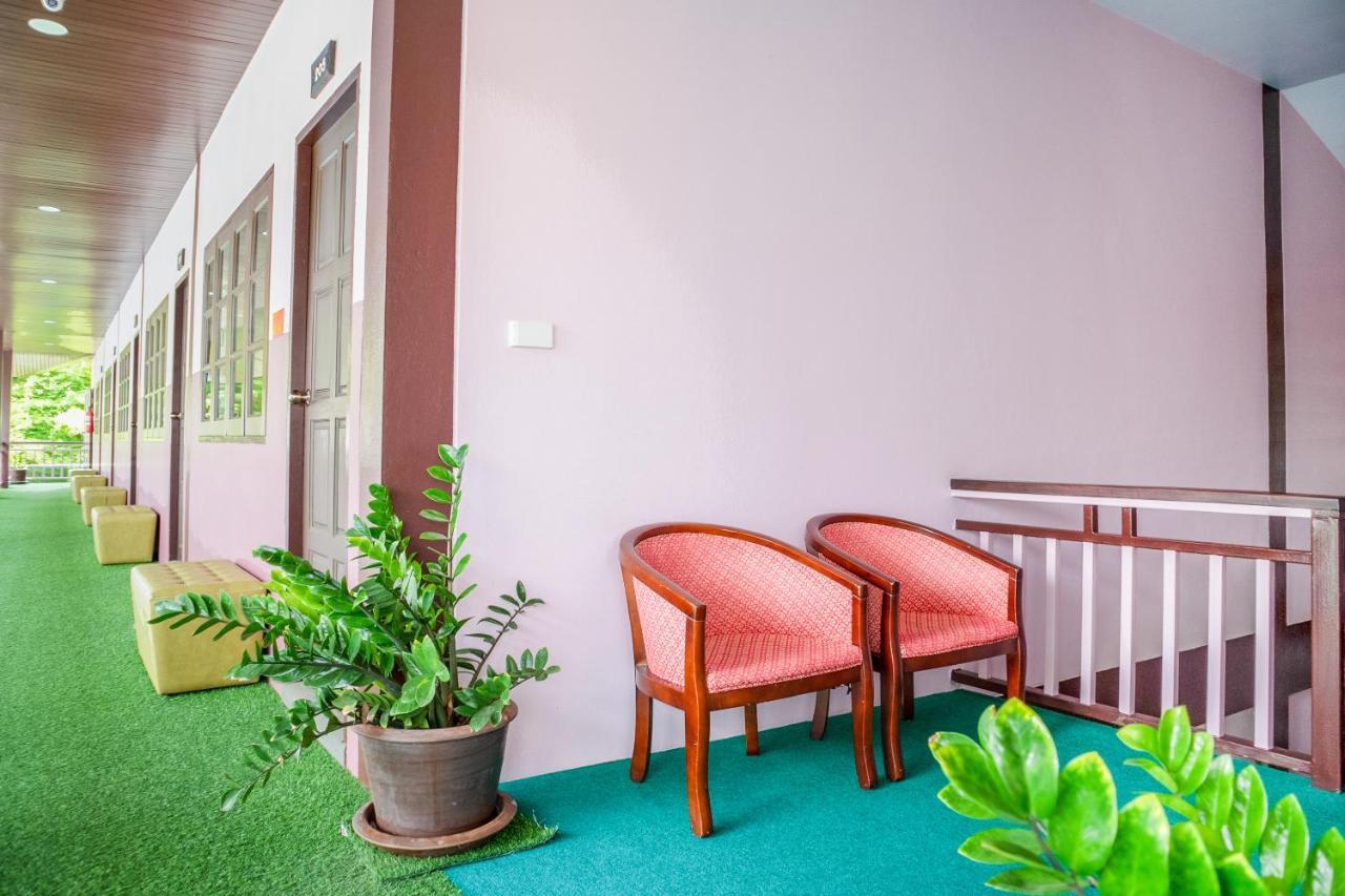 Oyo 927 Samui Platinum Hotel Bophut Ngoại thất bức ảnh